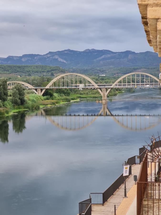 River Ebro Apartments Mora d'Ebre Luaran gambar