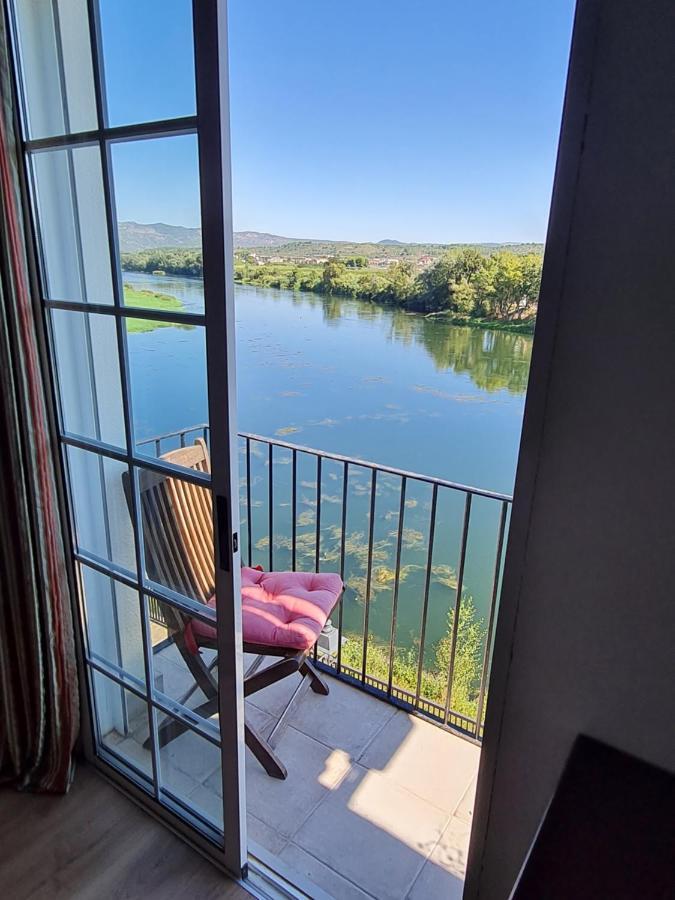 River Ebro Apartments Mora d'Ebre Luaran gambar