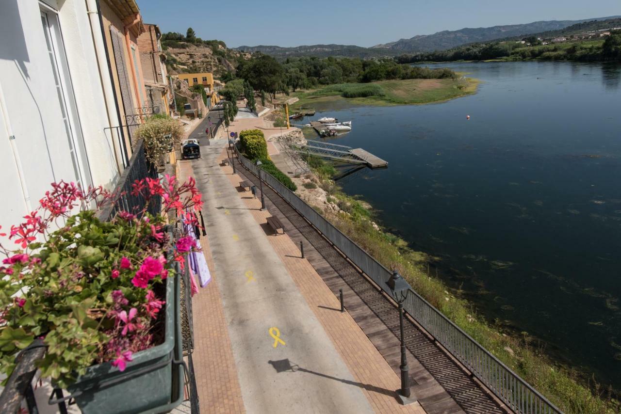 River Ebro Apartments Mora d'Ebre Luaran gambar